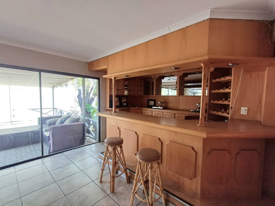 10 Bedroom Property for Sale in Noordhoek Free State